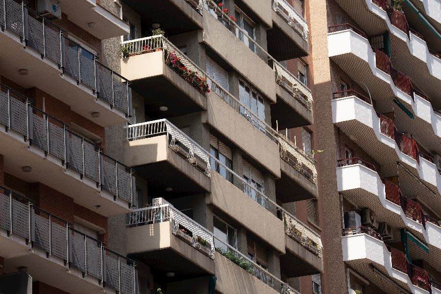 La Agencia Tributaria despliega una operaci&oacute;n contra el fraude fiscal inmobiliario en seis comunidades