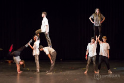 La Escuela de Circo y Teatro F&iacute;sico de Torrelavega inicia hoy un nuevo curso de acrobacia