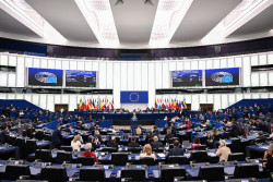 La Euroc&aacute;mara respalda recortar la entrada de acero sin arancel y gravar un 50% el resto ante el exceso global