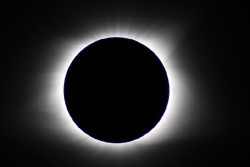 La franja de totalidad del eclipse solar del 12 de agosto atravesar&aacute; 11 comunidades aut&oacute;nomas, entre ellas Cantabria