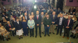 La Fundaci&oacute;n Asilo de Torrelavega rinde homenaje a los 50 mayores que este a&ntilde;o han cumplido los 90