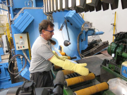 La inflaci&oacute;n industrial se hunde al 3% a cierre de 2025 por el menor coste del petr&oacute;leo y del gas