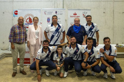 La pe&ntilde;a bol&iacute;stica Ore&ntilde;a `Calder&oacute;n Mes&oacute;n Las Sope&ntilde;as`, campeona de la Copa Federaci&oacute;n de Bolos