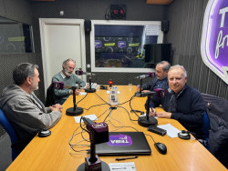 La tertulia de Claudio Acebo y la pol&eacute;mica del aparcamiento del Sardinero.   Carlos Magdalena