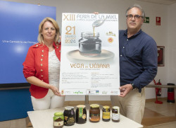 La XIII Feria de la Miel de Li&eacute;bana se celebra este s&aacute;bado con talleres y conferencias