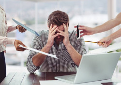 Las largas jornadas de trabajo aumentan el riesgo de muerte por cardiopat&iacute;a isqu&eacute;mica o ictus