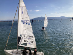 Las tripulaciones de del Palibex y del Fredo la Esterlla del Norte, este con un doblete, se repartieron las victorias en el J80 santanderino