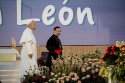 Le&oacute;n XIV a los j&oacute;venes espa&ntilde;oles: "Vosotros pod&eacute;is cambiar la historia, hacedlo con el amor"