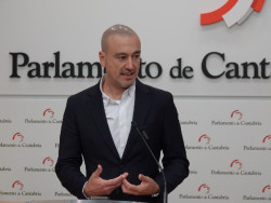 L&oacute;pez Estrada (PRC): "Soy de los que plantean que si el PP presenta un presupuesto aprobable, hay que aprobarlo"