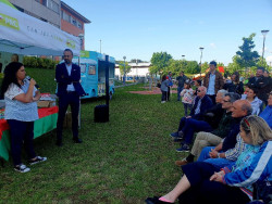  L&oacute;pez Estrada se compromete a realizar un nuevo vial Ganzo-Du&aacute;lez y un plan de instalaci&oacute;n de ascensores