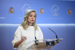Los comunista de Sumar siguen apoyando a S&aacute;nchez a pesar de la corrupci&oacute;n total, las poltronas son la poltronas