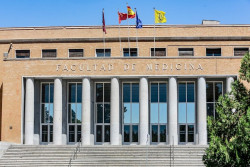  Los estudiantes de Medicina piden realizar tareas no asistenciales