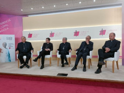 Los obispos esperan que el discurso del Papa en el Congreso ayude a la "necesaria regeneraci&oacute;n de la vida democr&aacute;tica"