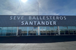 Los pasajeros del Seve Ballesteros caen un 11,7% en febrero