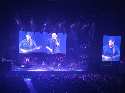 Los Pecos se despiden de Madrid con un viaje emocional con el que rinden a su p&uacute;blico