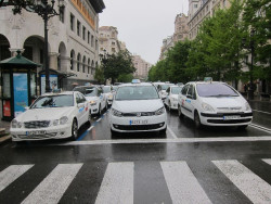 Los taxistas alegan contra el "r&aacute;cano" reglamento de Santander que "no concreta" las demandas del sector