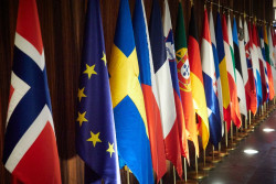 Los Veintisiete logran un acuerdo para adoptar el 21&ordm; paquete de sanciones contra Rusia