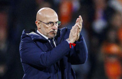 Luis de la Fuente: "Es muy dif&iacute;cil ganar siempre, y m&aacute;s con superioridad"