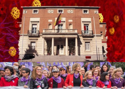 &iexcl;Mantenella y no enmendalla!  Por Pedro Arce