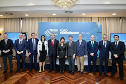 Mar&iacute;a Buruaga, ah&iacute; la tienen.      Carlos Magdalena