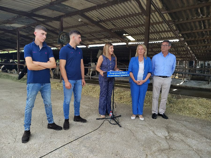Mar&iacute;a Buruaga fomentar&aacute; la ganader&iacute;a entre j&oacute;venes para evitar el cierre de explotaciones