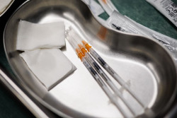 Moderna asegura que podr&iacute;a tener lista su vacuna contra el c&aacute;ncer para "finales de la d&eacute;cada"