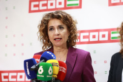 Montero incapaz de reconocer su metedura de pata con la Guardia Civil