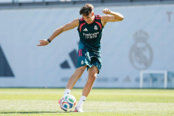 Mourinho convoca a Carlos Esp&iacute; y deja fuera a Gonzalo Garc&iacute;a para el amistoso contra la Fiorentina