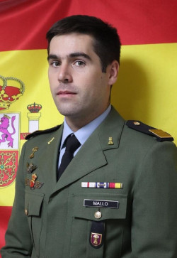 Muere un cabo del Ej&eacute;rcito de Tierra en un lanzamiento paracaidista en unas maniobras en Huesca (Arag&oacute;n)