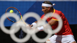 Nadal tira de campe&oacute;n en Par&iacute;s y brinda el 60&ordm; baile con Djokovic