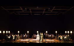 Oll&eacute;(Fura dels Baus) libera a Ariadna de Barbazul en el Teatro Real: "Un maltratador que hoy aparecer&iacute;a en las portadas"