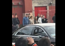 Pedro S&aacute;nchez y la imputada Bego&ntilde;a G&oacute;mez de visita turistica por Pekin