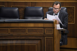 Puente sigue  echando gasolina, como es habitual en el, y no presenta medios a&eacute;reos para apagar fuegos y solo tienen mangueras
