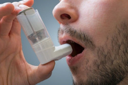 Reducir los medicamentos para el asma puede reducir los costes sin empeorar la salud, seg&uacute;n un estudio