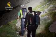  Rescatado en Picos de Europa un senderista que se cay&oacute; y no pudo continuar al perder la luz frontal