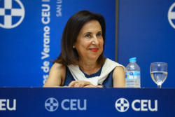 Robles atribuye al desconocimiento las palabras de Trump sobre Espa&ntilde;a e insiste: "s&oacute;lo" se invertir&aacute; el 2% en defensa