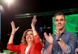 S&aacute;nchez a&uacute;pa a Montero como pr&oacute;xima presidenta andaluza al cerrar campa&ntilde;a cuando la tienen que aupar las urnas y lo tiene crudo