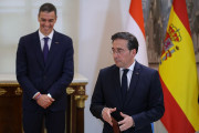 S&aacute;nchez exige a la UE que catal&aacute;n, euskera y gallego sean oficiales o se le acaba el chollo en Espa&ntilde;a