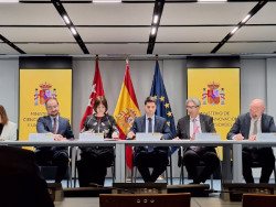 S&aacute;nchez ordena  recurrir la autorizaci&oacute;n de la Comunidad de Madrid para abrir un centro universitario del Colegio de Abogados