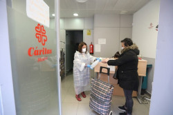  Sanidad entregar&aacute; este fin de semana un mill&oacute;n de mascarillas a Cruz Roja, C&aacute;ritas y CERMI