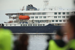 Sanidad Exterior confirma que el pasaje del `MV Hondius` sigue asintom&aacute;tico y contin&uacute;a el operativo