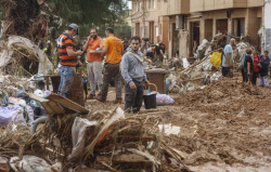 Sanidad moviliza al Centro de Alertas Sanitarias y al Instituto de Salud Carlos III para prevenci&oacute;n de riesgos