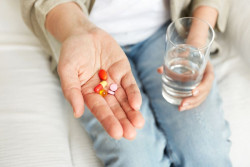 Sanidad recuerda que los errores de medicaci&oacute;n causan graves da&ntilde;os y pide "un papel activo" a los pacientes