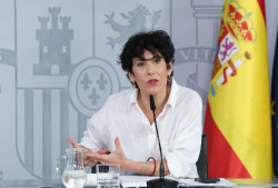Solo  el coste del sistema de acogida de refugiados hasta junio de 2027 costar&aacute; al contribuyente 670 millones 