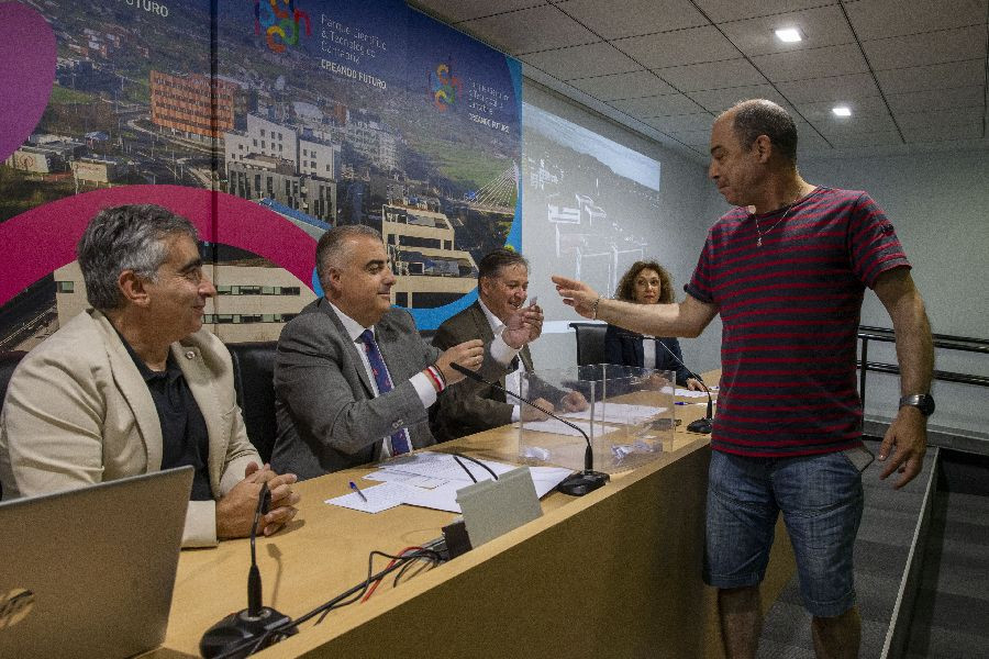 Sorteadas entre 95 solicitantes las tres VPO en r&eacute;gimen de alquiler de Orejo, entre ellas la okupada