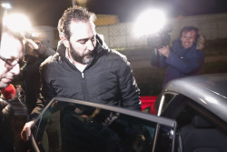&iquest;Tir&oacute; de la manta el se&ntilde;or Aldama?    &copy;Mariano Cabrero B&aacute;rcena es escritor