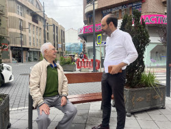 Torrelavega contratar&aacute; el mantenimiento de los bancos para mejorar su estado