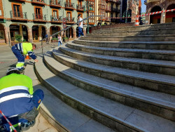 Torrelavega mejora la accesibilidad de los espacios p&uacute;blicos urbanizados para las personas con baja visi&oacute;n