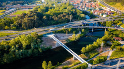 Tres empresas optan a ejecutar la rampa peatonal y ciclista que unir&aacute; la pasarela con el parque de Las Tablas