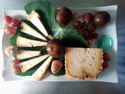 Turismo quesero.  Por Pedro Arce